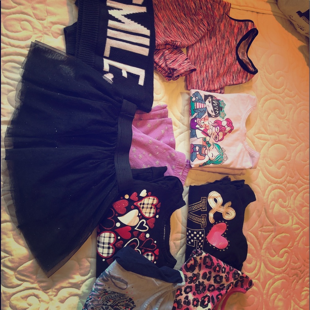 Assorted sized 3t and 4t girls clothing